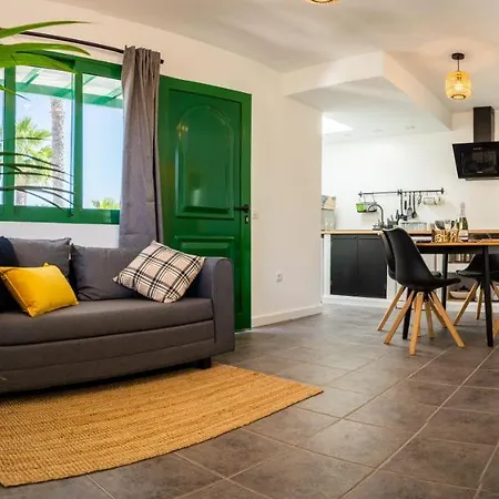 Casita Bella 度假居 *